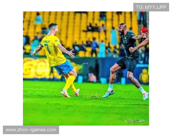 利雅得胜利门将失误“反向助攻”,对手头球破门引热议