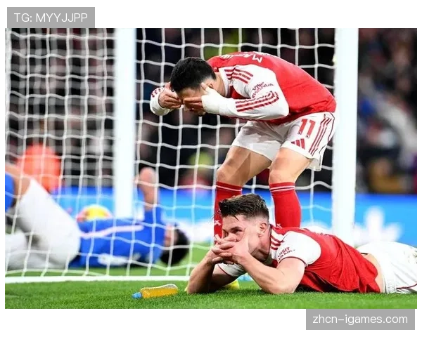 伤病报告：曼联边锋加纳乔腿筋拉伤，预计缺席四周将错过后续欧冠比赛